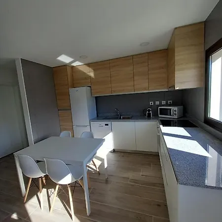 My Beach's Nascente Apartment *